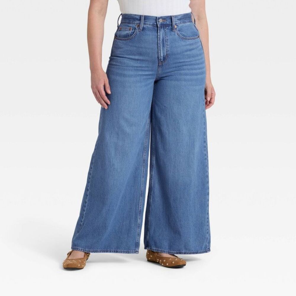 Universal Thread Denim Wide Leg Pants - Picture 4 of 4